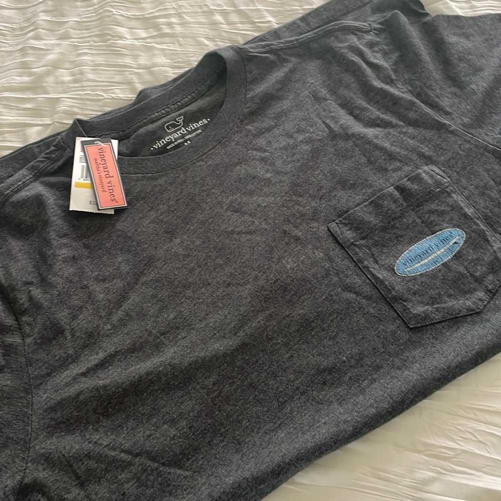 Vineyard vines T-shirt NWT